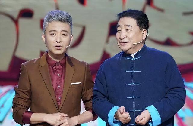 世界杯皇冠足球平台_72岁的喜剧演员姜昆进入社交平台世界杯皇冠足球平台,与观众畅谈世界杯,他真的懂足球吗?