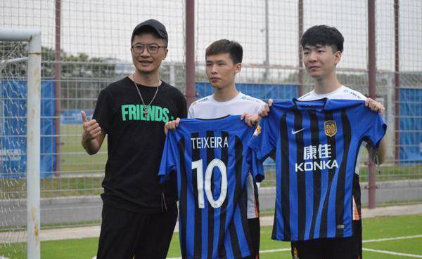 电竞足球盘口_SNG电竞战队访中超足球基地电竞足球盘口,苏宁6亿美元大体育产业初显