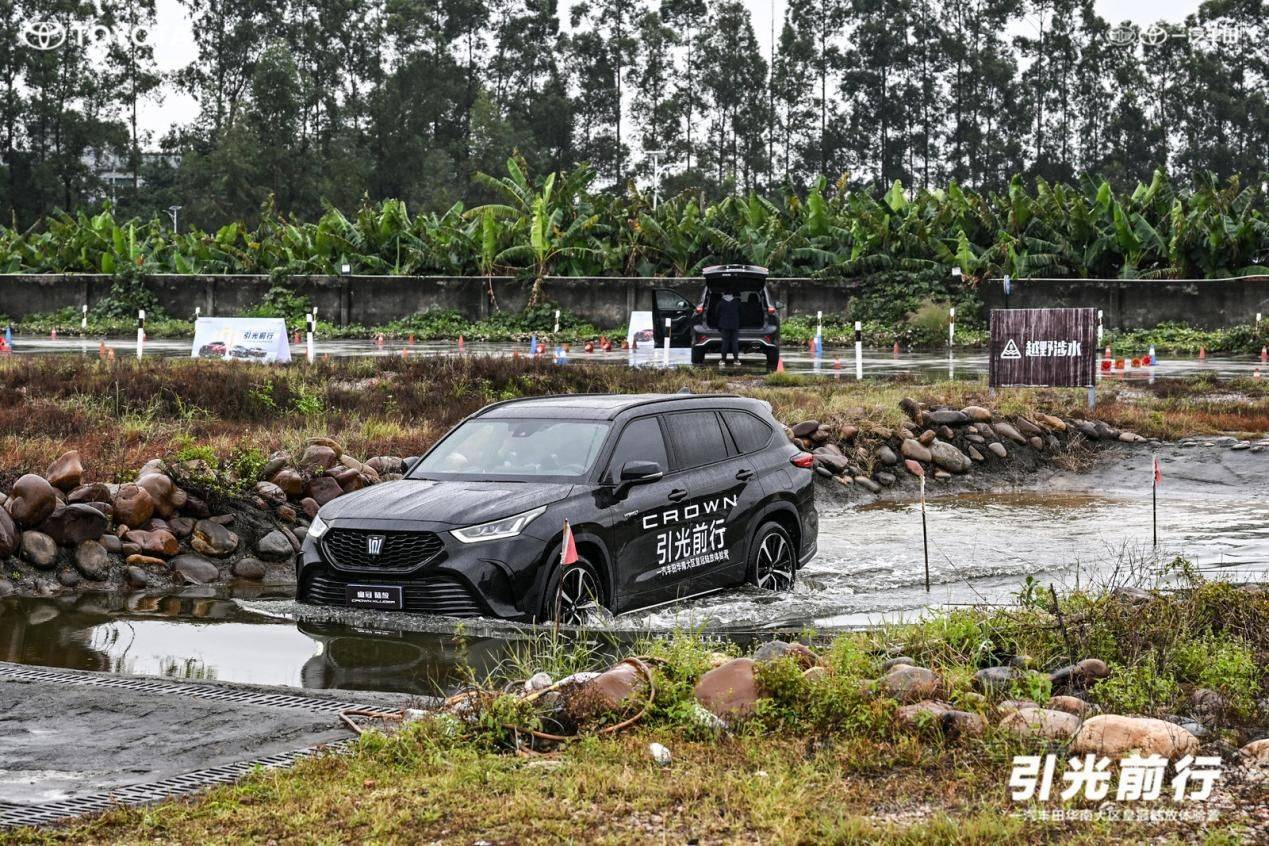 皇冠信用盘如何注册_迎合更多群体青睐皇冠信用盘如何注册,皇冠陆放越野能力让人超乎想象