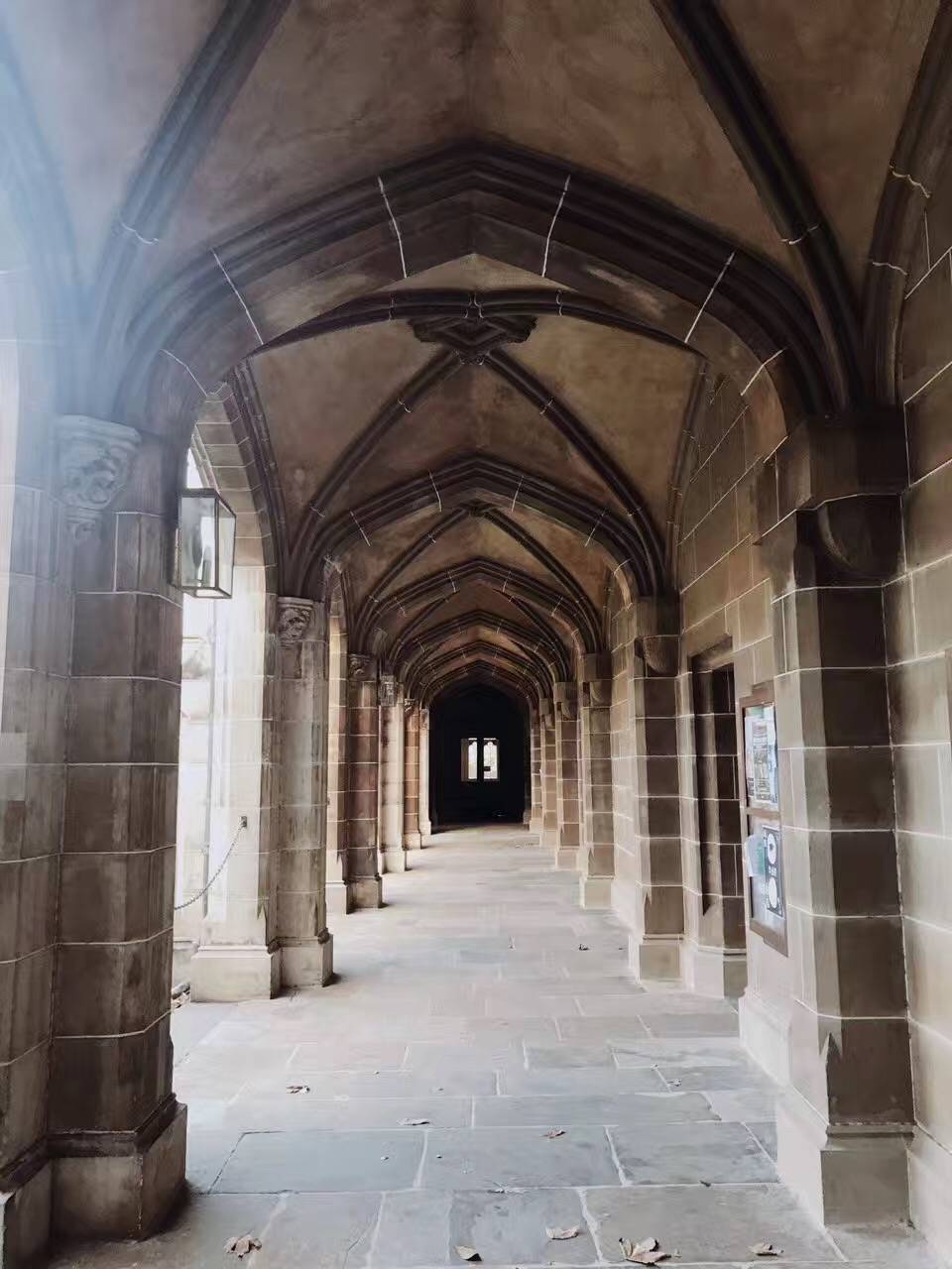 如何申请到皇冠信用_去英国留学如何申请到皇冠信用,如何申请到寄宿家庭?