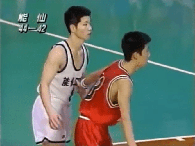 篮球90分vs即时比分移动版_《灌篮高手》深藏12个彩蛋篮球90分vs即时比分移动版,看这篇就够了