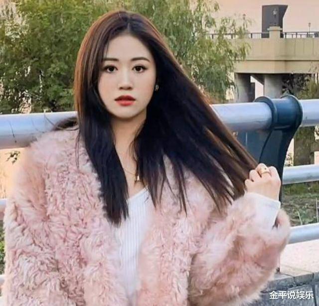 皇冠信用网账号开通_陈萌利用网友网暴朱小伟皇冠信用网账号开通,男方也开通短视频账号,都不是省油的灯