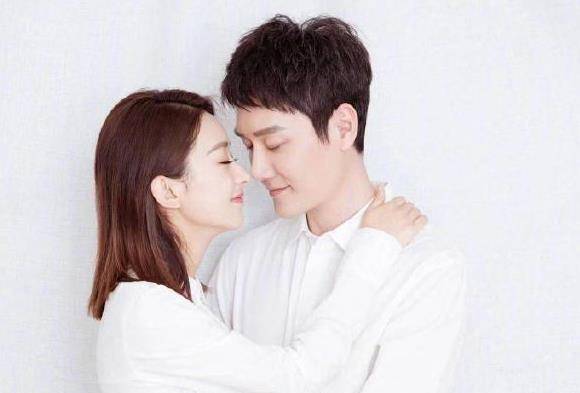 皇冠在线注册_赵丽颖头戴皇冠少女感十足皇冠在线注册,这颜值我没眼花吧,冯绍峰在线求捞