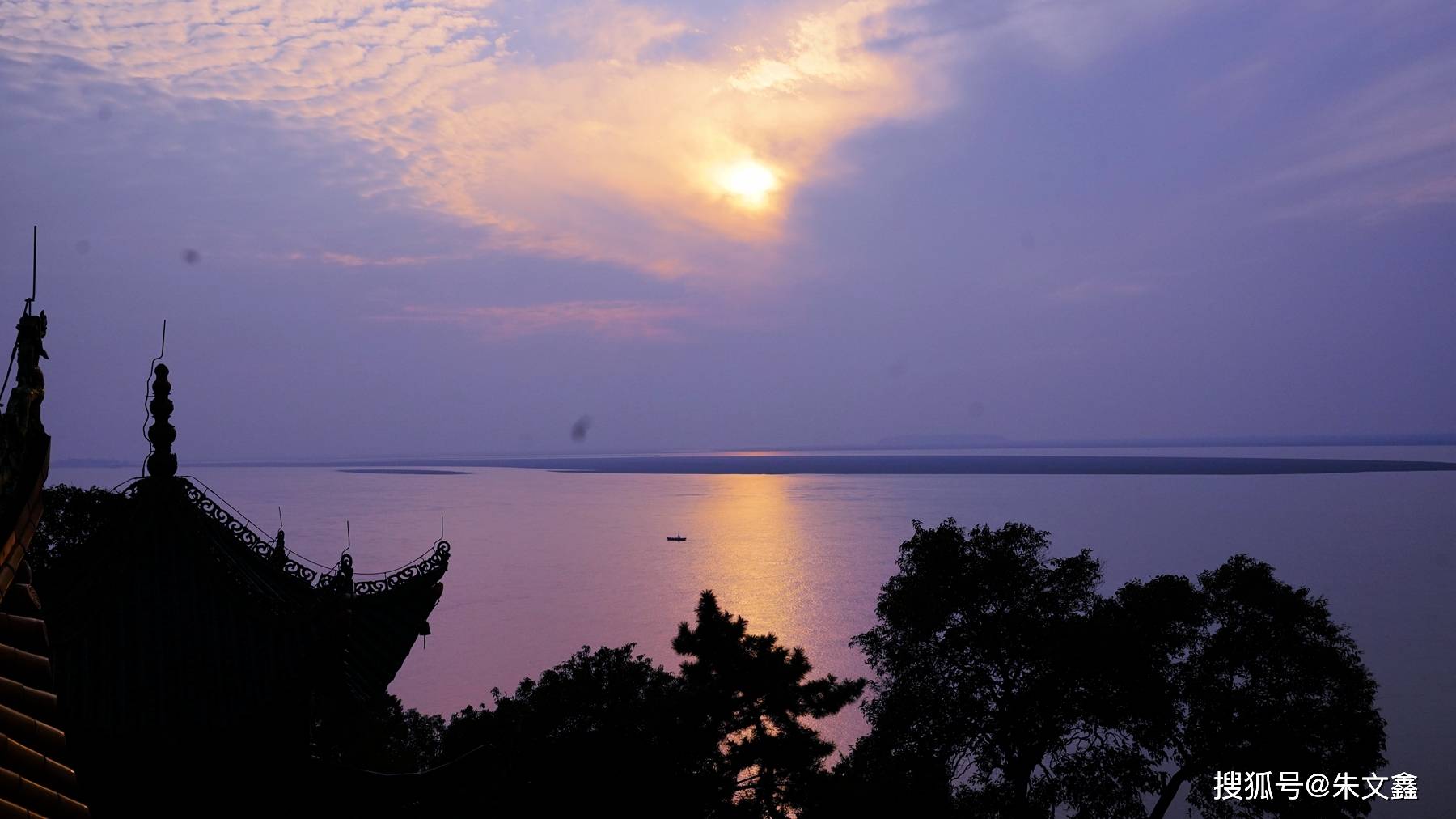 皇冠登一登二登三区别_图说岳阳之二:登岳阳楼又记