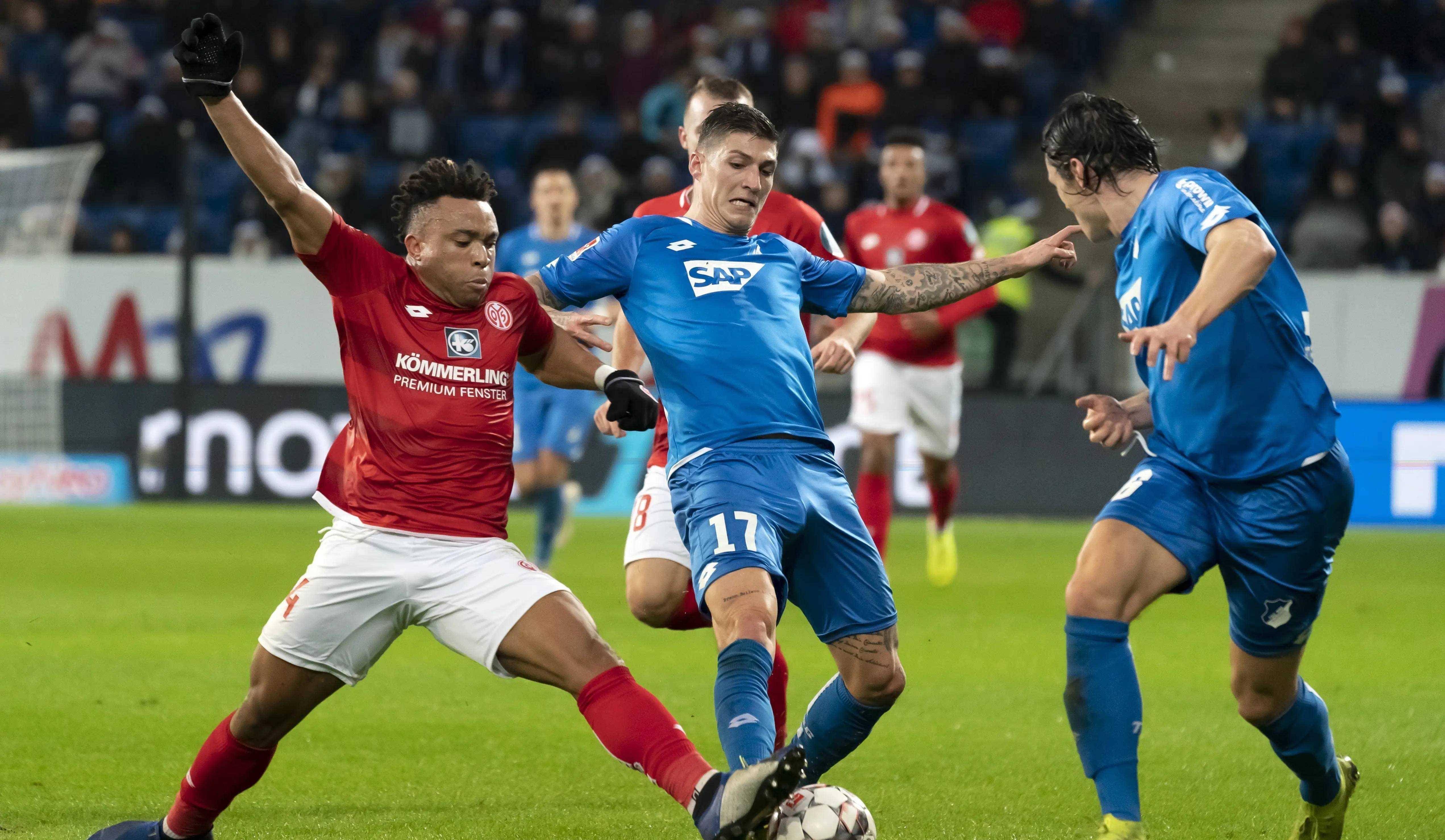 柏林联合足球_今日足球:拉齐奥对阵萨勒尼塔纳 奥格斯堡对阵柏林联合