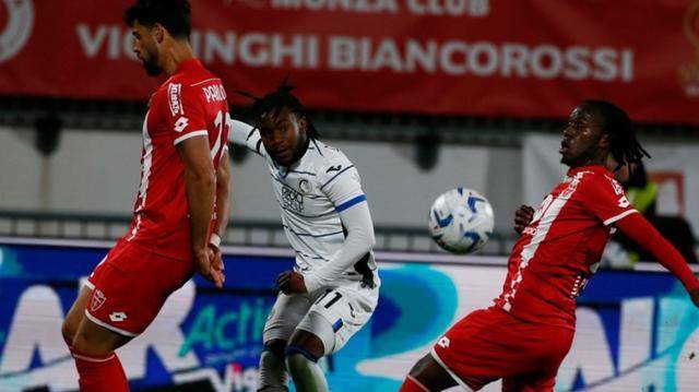 AC米兰比赛_意甲对决:AC米兰外租炙手可热球员在比赛中脱颖而出