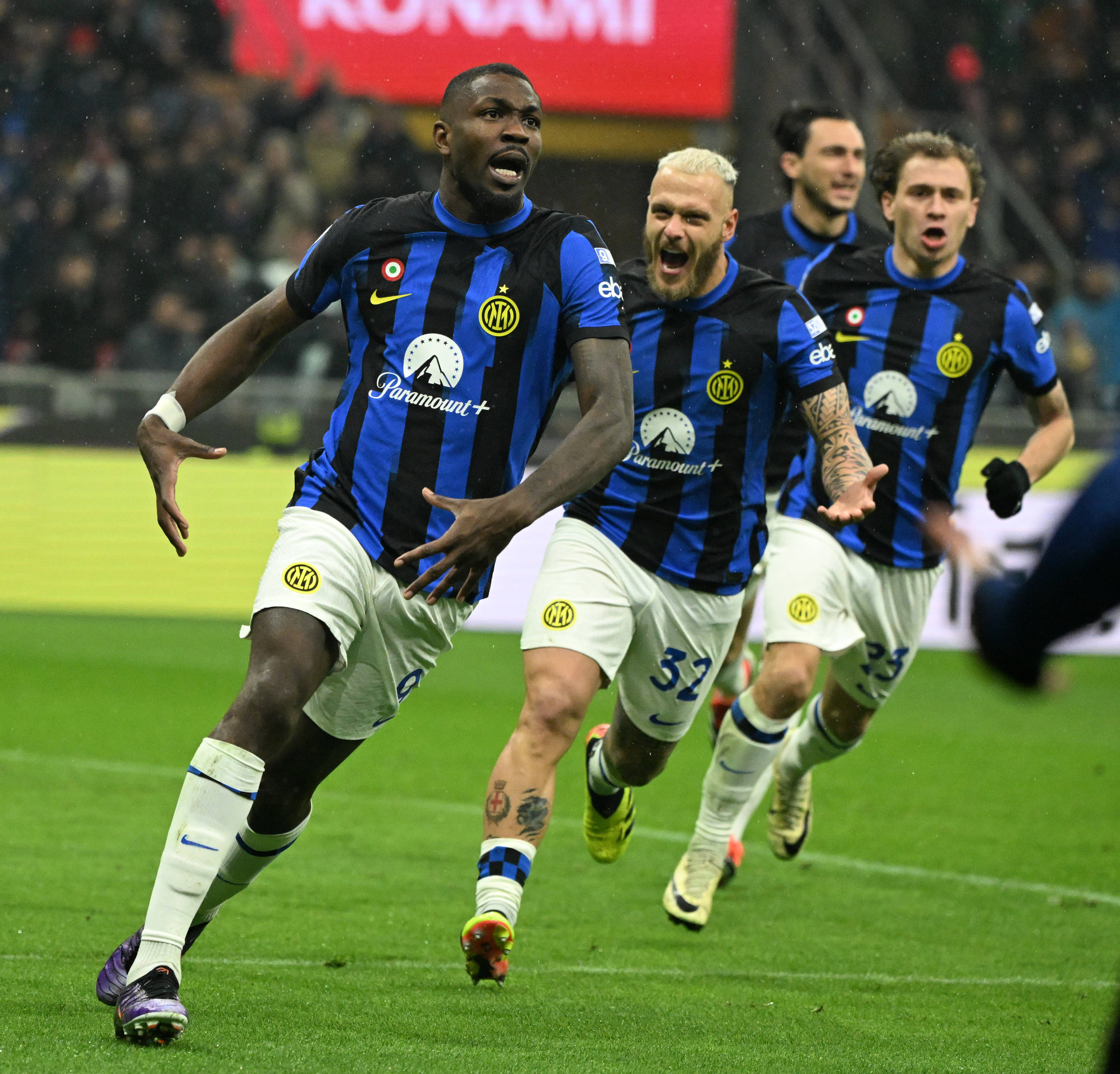 AC米兰比赛_足球——意甲:国际米兰胜AC米兰并提前夺得联赛冠军