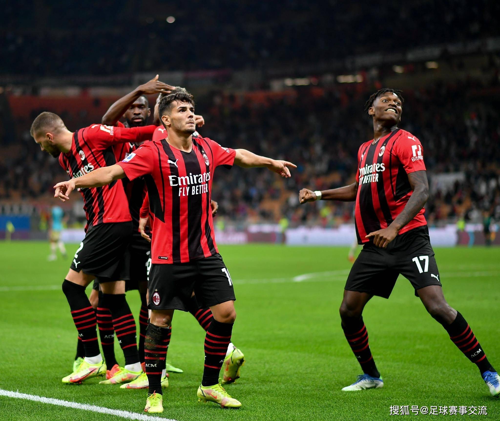 塞维利亚足球直播_今日足球:AC米兰vs国际米兰 塞维利亚vs马洛卡