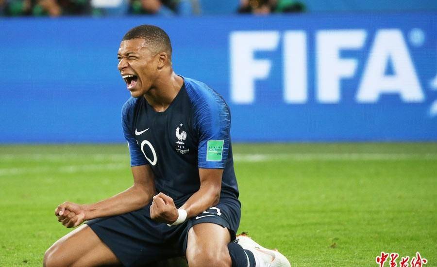 欧洲杯足球直播_中央5台直播足球时间表:今晚CCTV5直播两场欧洲杯比赛欧洲杯足球直播!附节目表