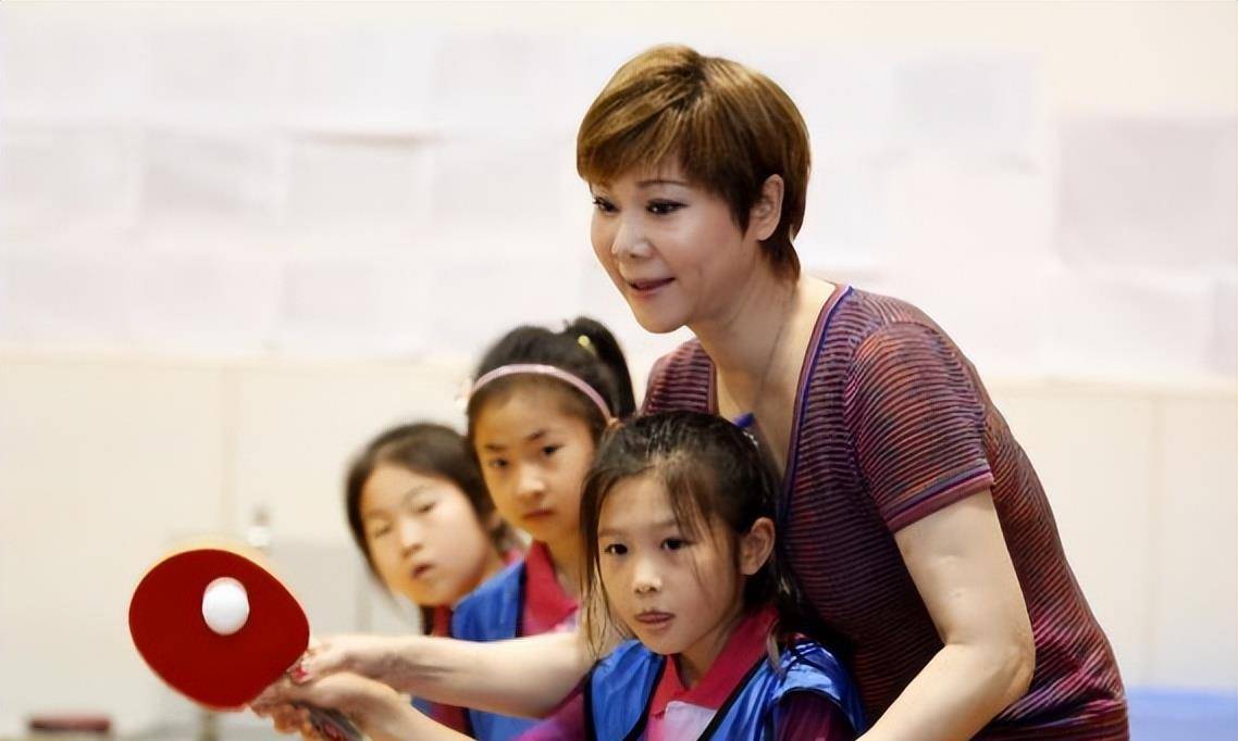 德国-澳大利亚_童玲:战胜曹燕华后退役德国-澳大利亚,远赴德国打球,后拒绝代表澳大利亚出战