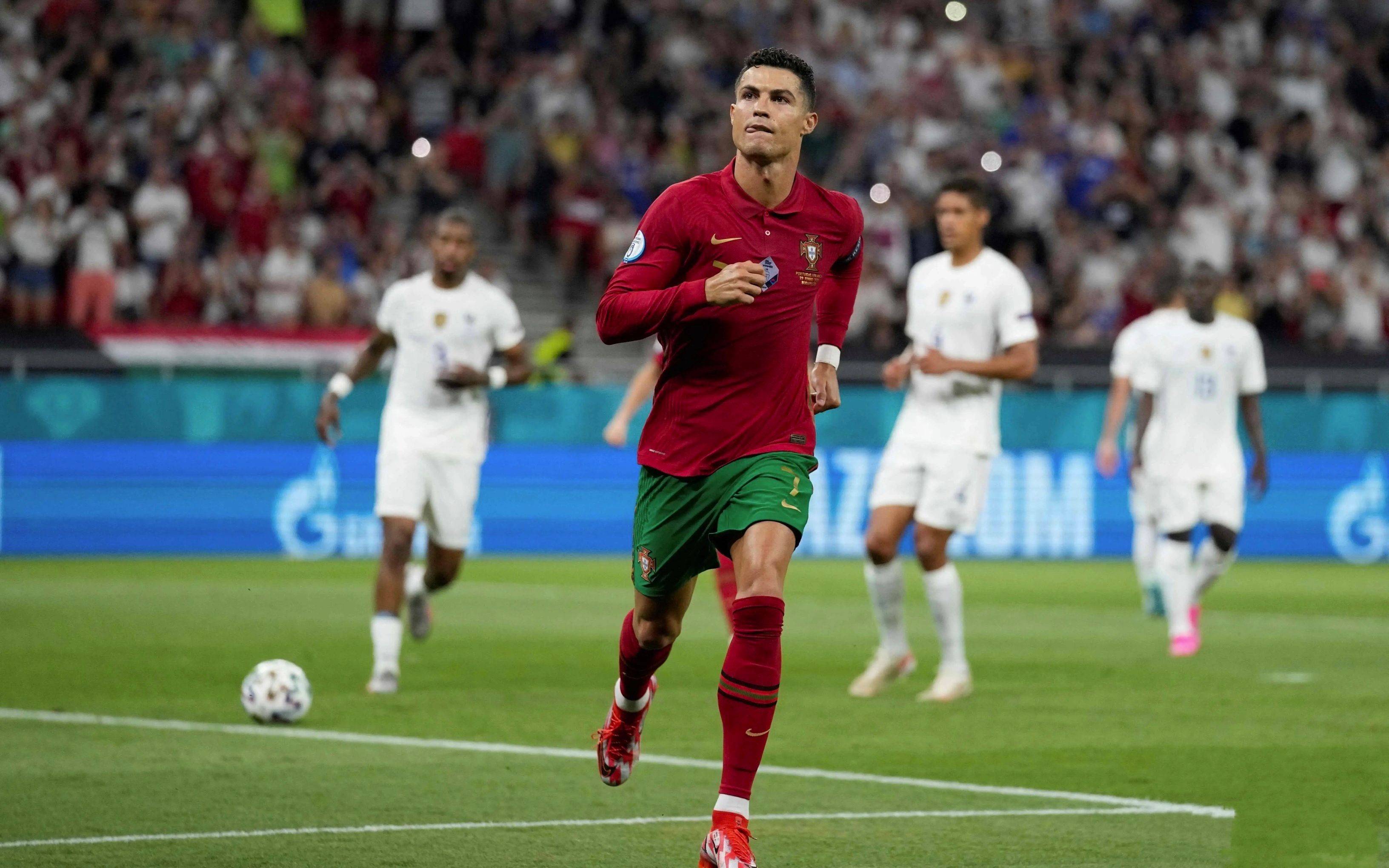 奥运会足球比赛_与梅西相比奥运会足球比赛,C罗在奥运会足球比赛中的表现如何?