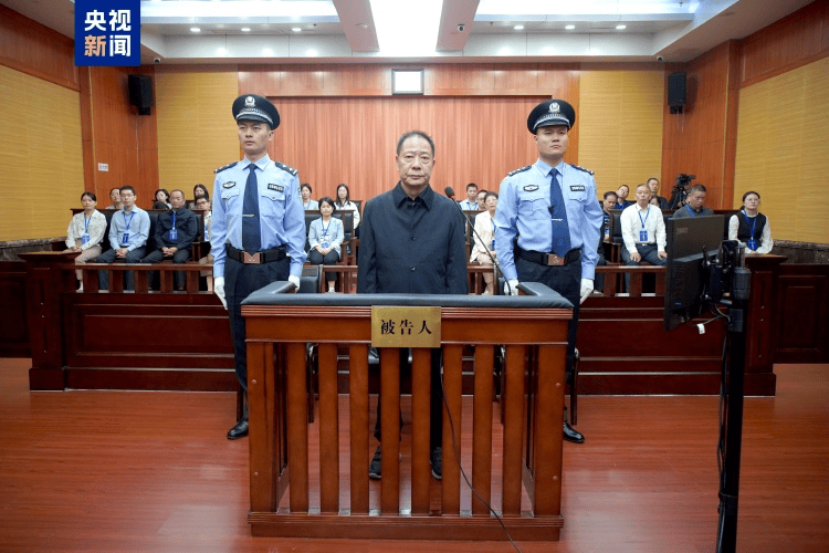 皇冠信用登2代理_大搞权色、钱色交易皇冠信用登2代理!被控受贿2.07亿余元的殷美根曾与龙年“首虎”胡强共事