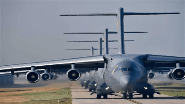 皇冠信用網注册开通_闻令而动!数架运20直插云霄皇冠信用網注册开通,解放军全球抵达能力藏不住了