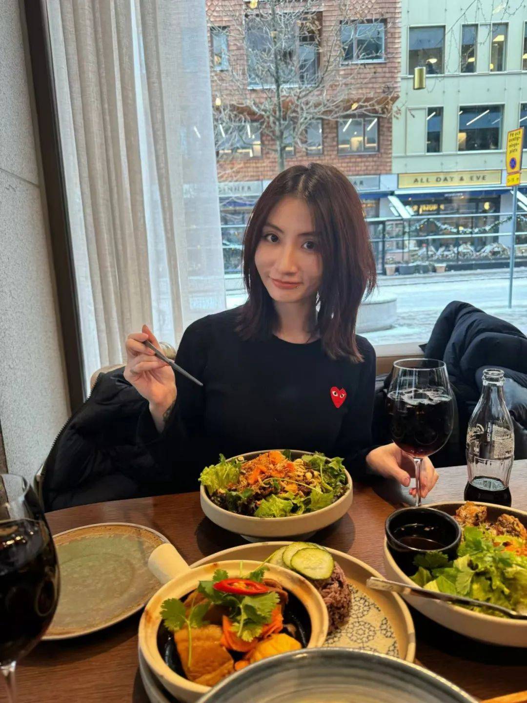 皇冠代理登录地址_“一天不打游戏等于白过”皇冠代理登录地址,于是她打了30年