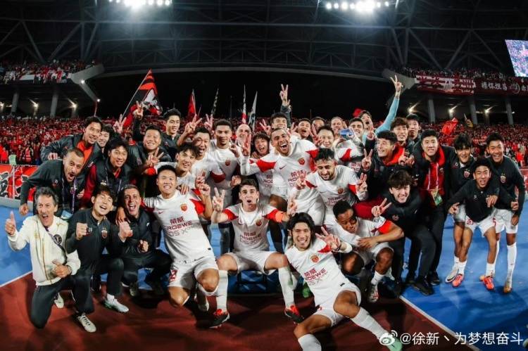 皇冠信用網会员注册_海港队获足协杯冠军!徐新社媒发文:命里有冠皇冠信用網会员注册,上哪说理去
