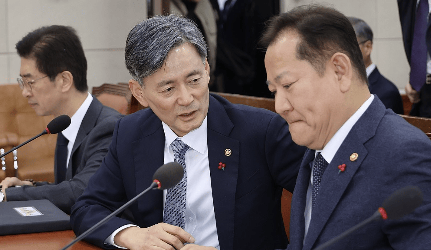 皇冠信用盘在线开户_韩媒:韩在野党单独通过决议皇冠信用盘在线开户,敦促逮捕前防长等涉“内乱”人员