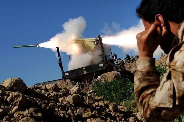 皇冠信用代理注册_俄军猛轰7天皇冠信用代理注册,叙叛军只受了轻伤?看到他们手中武器,真相大白了