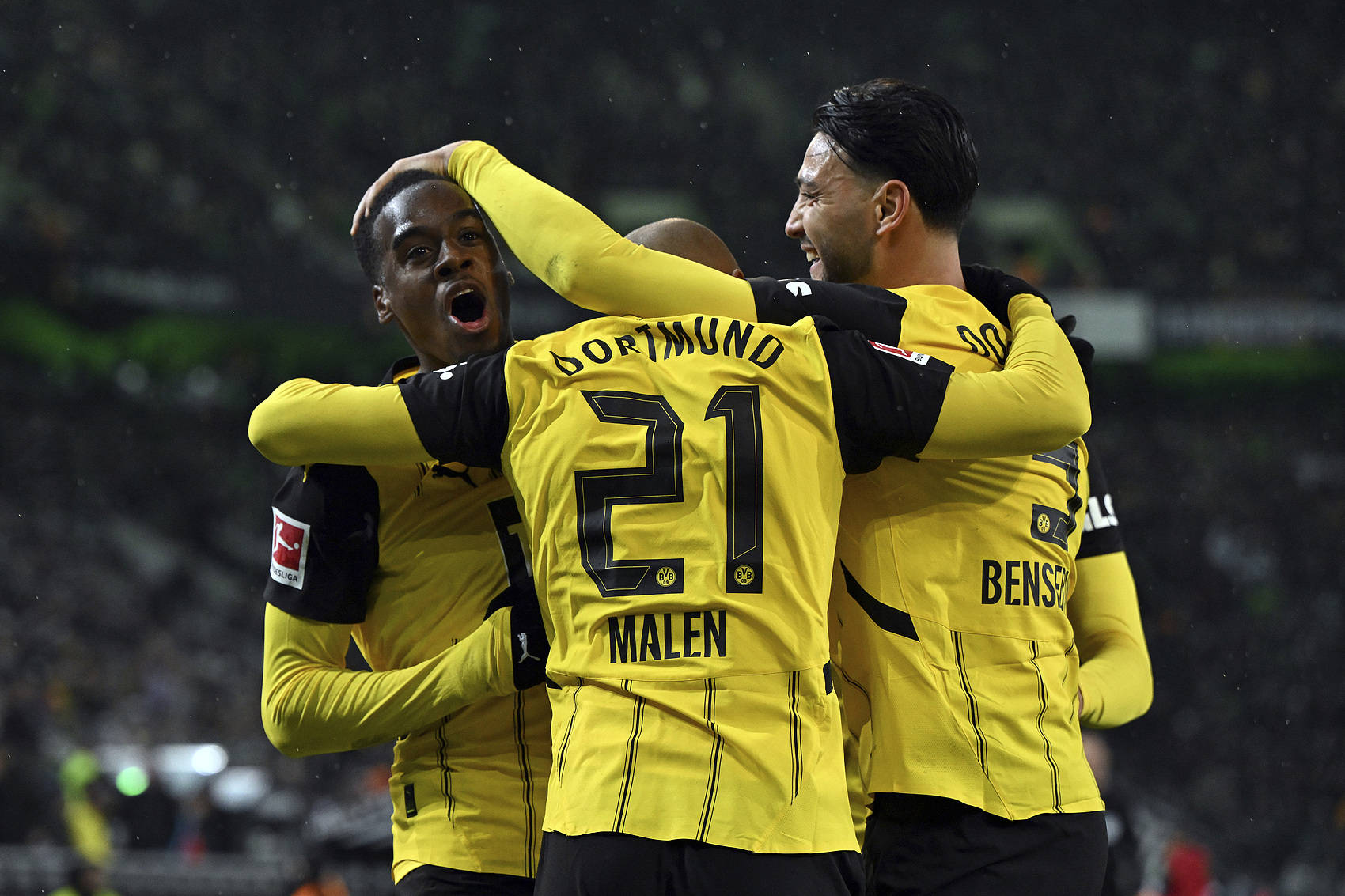 信用网怎么注册_观战台:巴萨火拼多特+皇马生死战 利物浦赢球出线