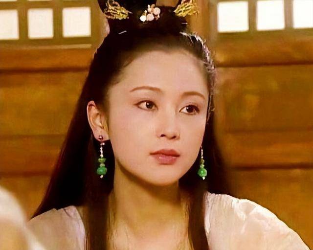 皇冠信用网平台出租_“大陆第一美人”两大名导为其沉迷皇冠信用网平台出租,今55岁却像25岁的她经历了啥