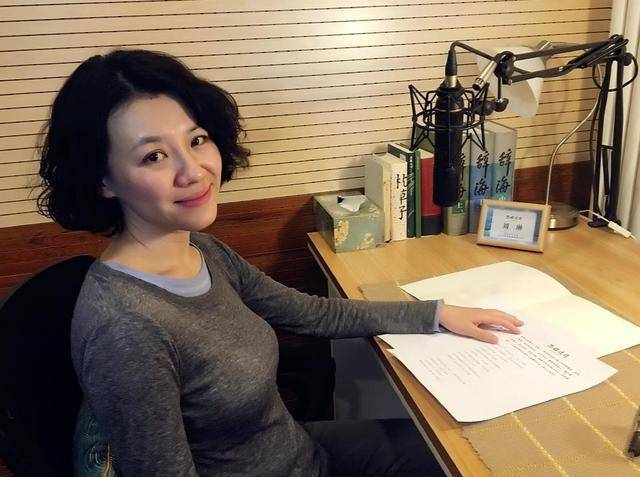 皇冠信用网会员注册_她本是阔太太皇冠信用网会员注册,被导演喊来临时救场,却意外走红,50岁片约不断