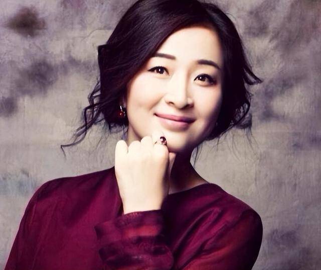 皇冠信用网哪里申请_王海燕:我这辈子最正确的选择皇冠信用网哪里申请,就是在41岁高龄为张嘉益生女儿