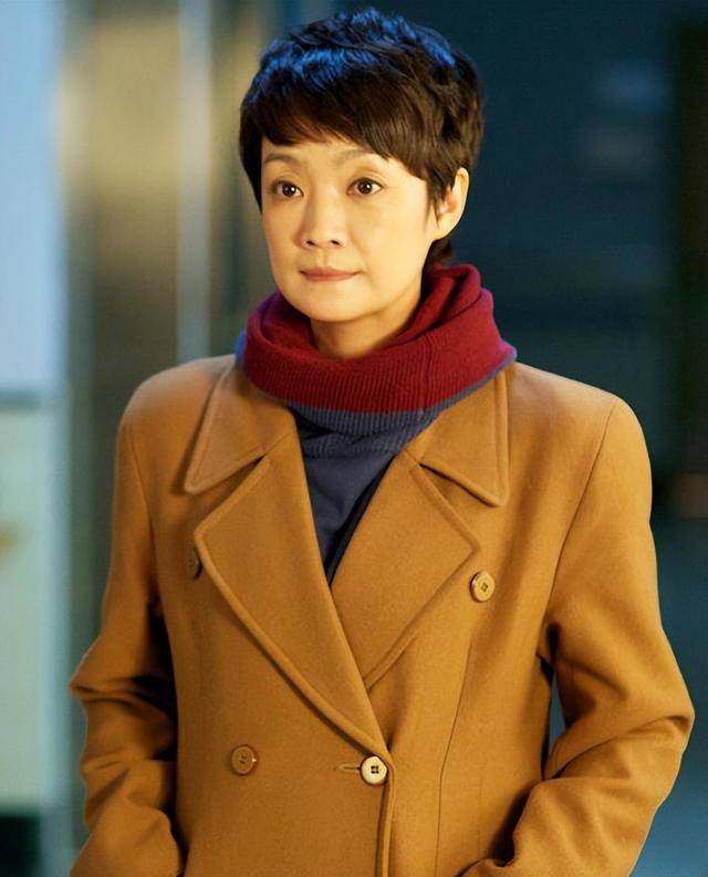 皇冠信用网哪里申请_王海燕:我这辈子最正确的选择皇冠信用网哪里申请,就是在41岁高龄为张嘉益生女儿