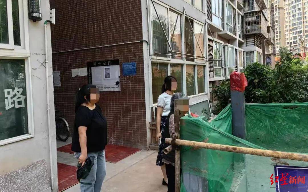 皇冠会员如何申请_老人出尔反尔皇冠会员如何申请,多次躺地阻挠小区加装电梯,法院发出5000元预罚款决定告知书后……