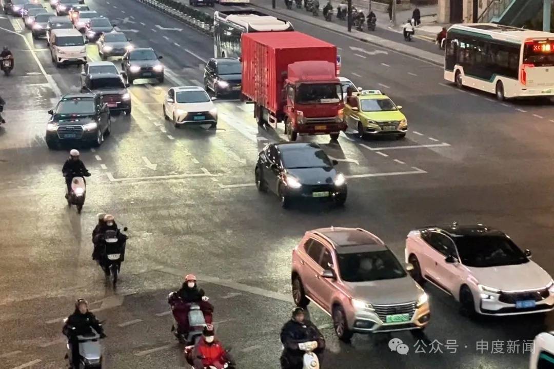 皇冠信用网登2_开车把人撞到脾脏都摘了皇冠信用网登2,理赔时才发现自己买的根本不是车险……