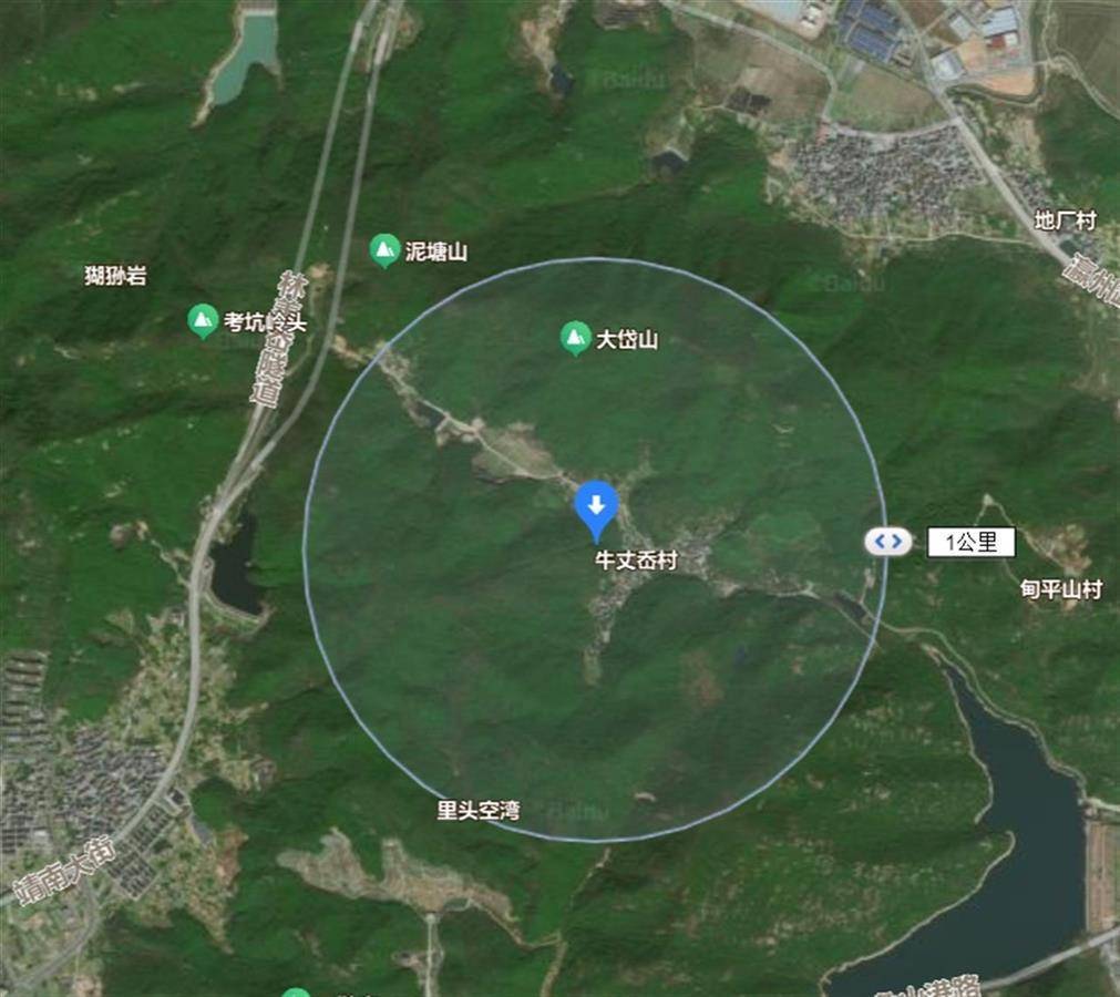 皇冠比分网址_一女子在宁波爬山时被巨石砸中皇冠比分网址,殡仪馆接到遗体,应急局:不清楚石头从何而来