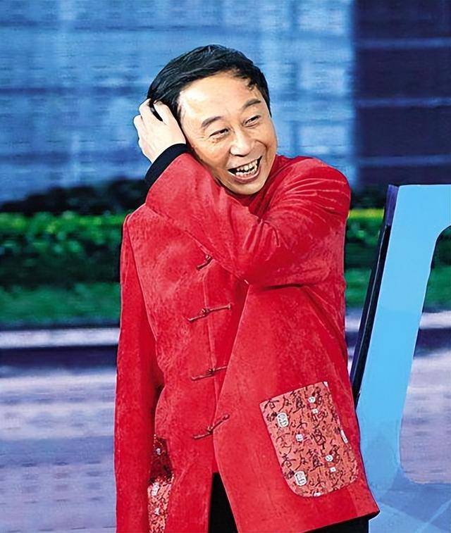 皇冠体育网_从相声奇才到“阶下囚”皇冠体育网,当红时抛下冯巩移居海外后,刘伟怎样了