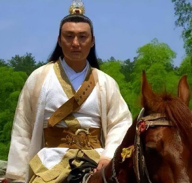 皇冠hga050_最熟悉的演员已离世!车祸车毁人亡皇冠hga050,妻子即将生产,孩子没了爸爸