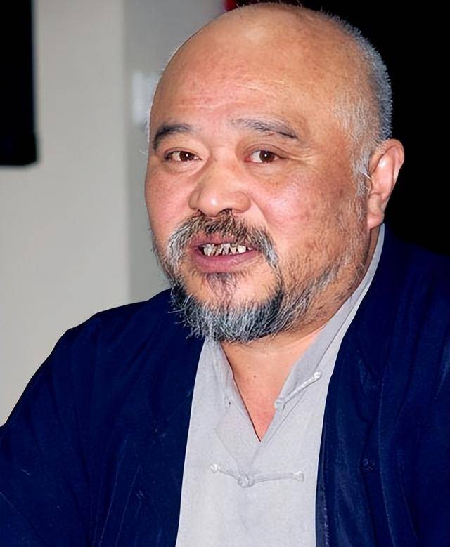 皇冠代理管理端_一生喝了八千斤酒皇冠代理管理端,顿顿不离大鱼大肉,疾病缠身的李琦到底有多猛