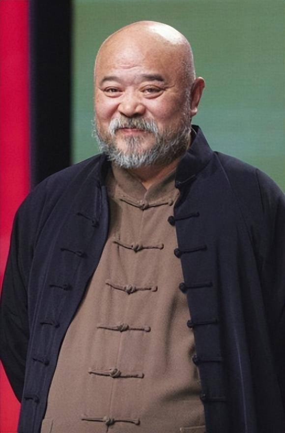 皇冠代理管理端_一生喝了八千斤酒皇冠代理管理端,顿顿不离大鱼大肉,疾病缠身的李琦到底有多猛