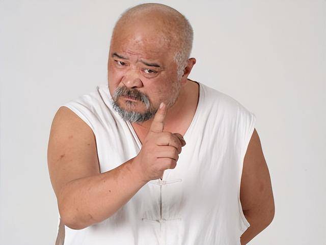 皇冠代理管理端_一生喝了八千斤酒皇冠代理管理端,顿顿不离大鱼大肉,疾病缠身的李琦到底有多猛