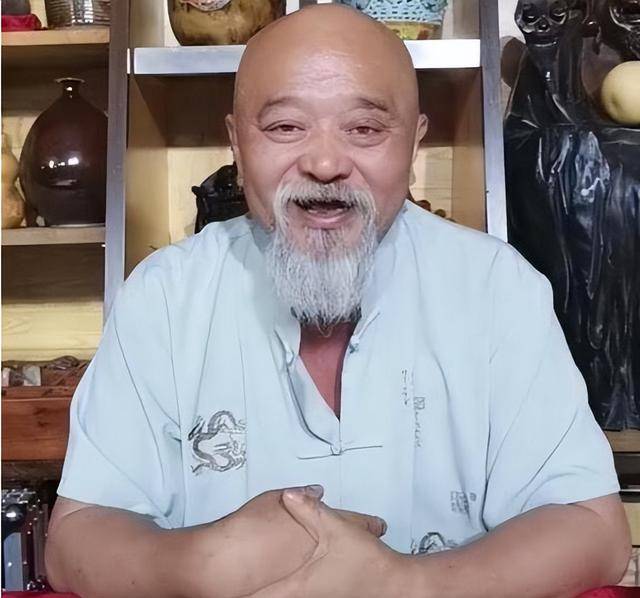 皇冠代理管理端_一生喝了八千斤酒皇冠代理管理端,顿顿不离大鱼大肉,疾病缠身的李琦到底有多猛