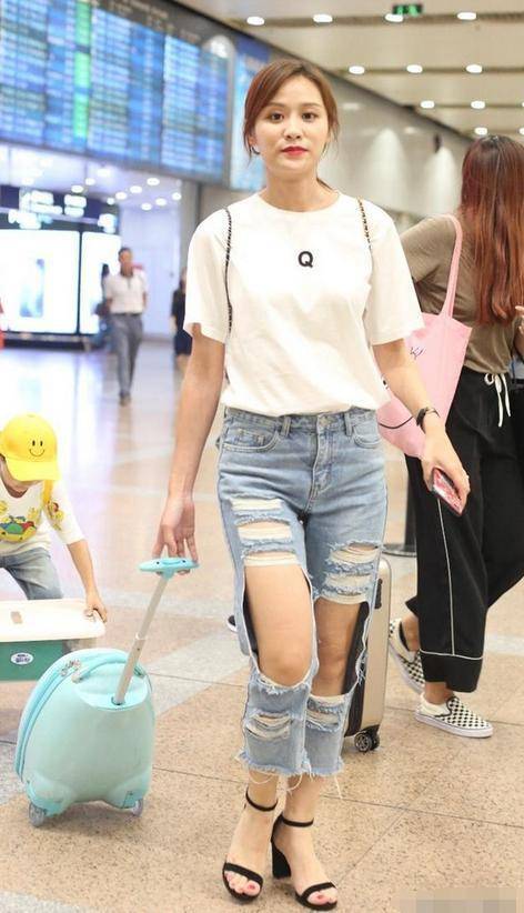 皇冠网开户_夫妻本是同林鸟皇冠网开户,但很抱歉,这次田亮真的救不了重男轻女的叶一茜