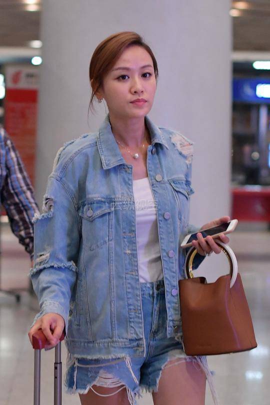 皇冠网开户_夫妻本是同林鸟皇冠网开户,但很抱歉,这次田亮真的救不了重男轻女的叶一茜