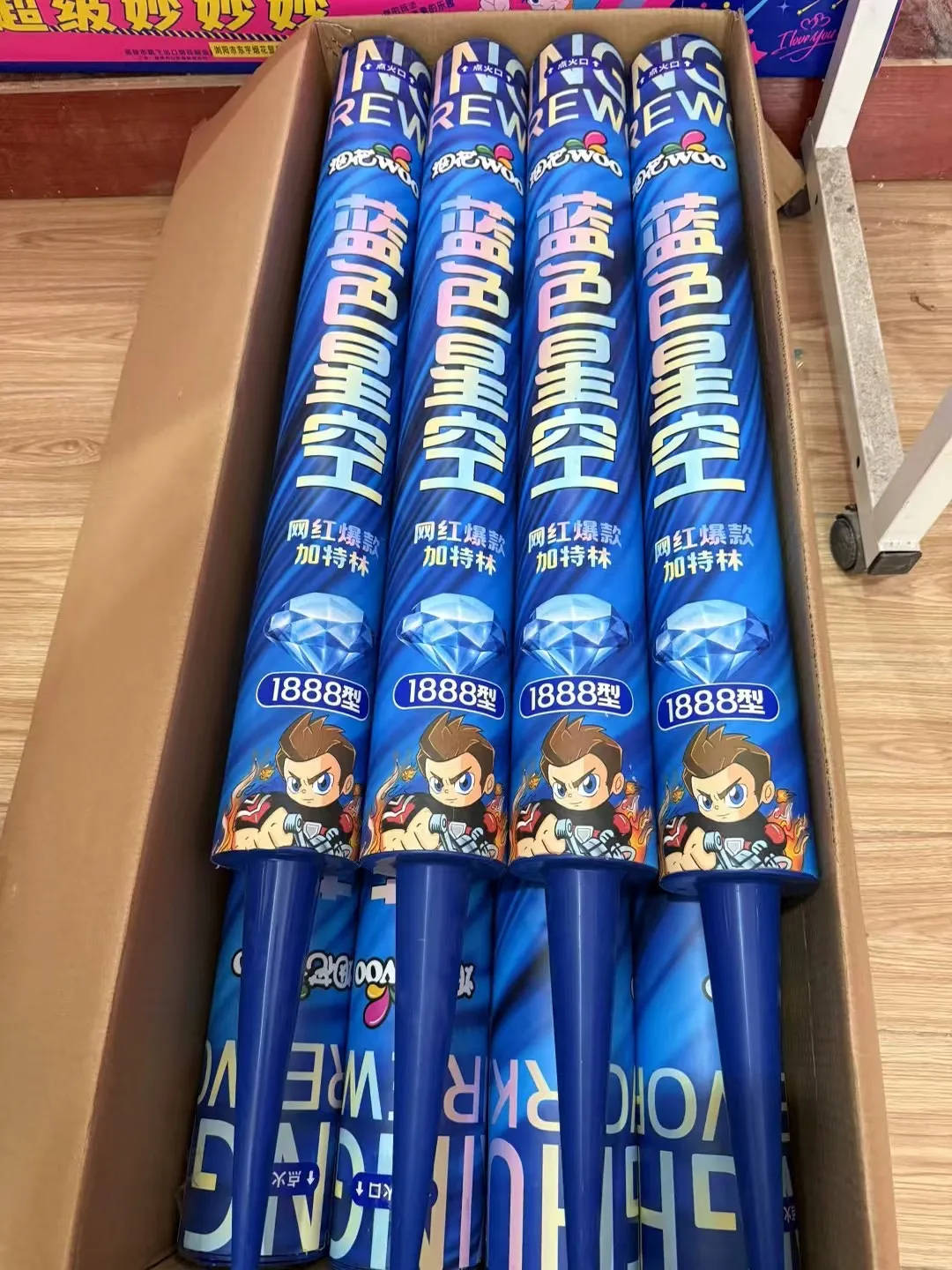 皇冠代理如何注册_杭州郑某家中突然被抓!465箱皇冠代理如何注册,密密麻麻……