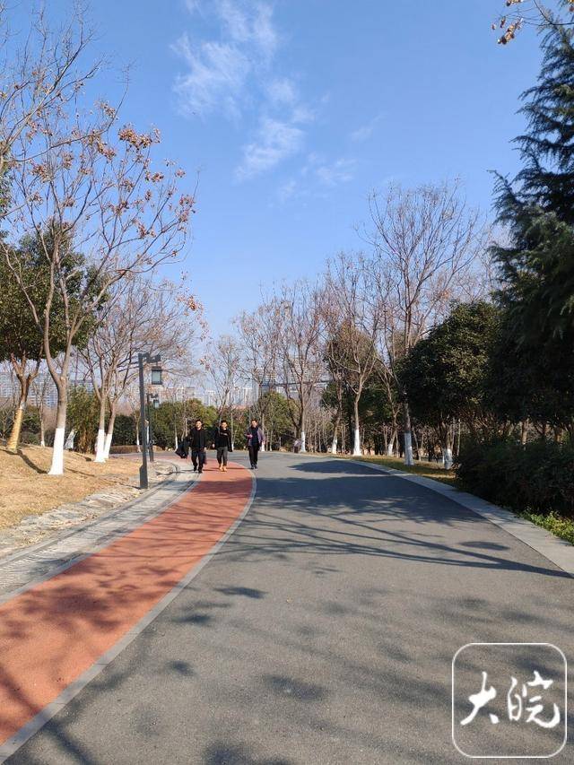 皇冠官方_合肥一天气温波动达22℃ 气象部门:未来几天安徽气温起伏明显