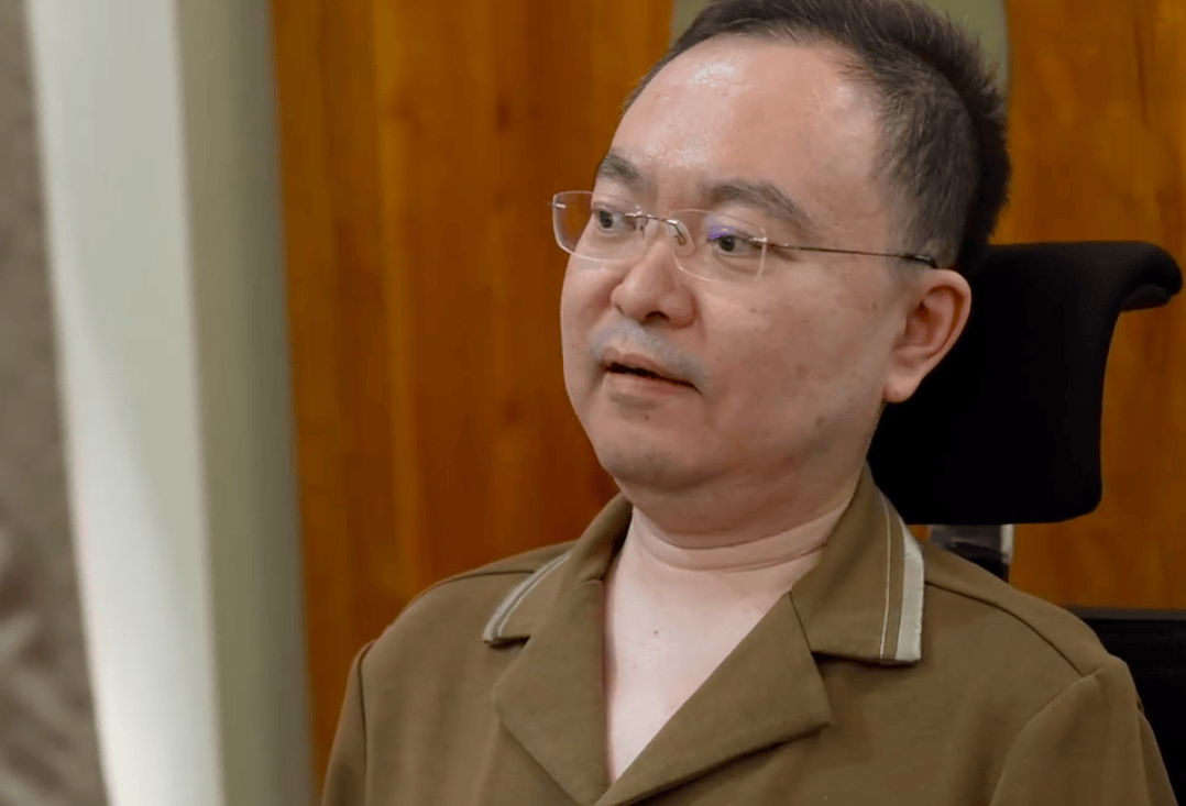 hga035手机登录网址_蔡磊感谢刘强东千万资助:如果员工遭遇不幸hga035手机登录网址,将负责孩子到22岁