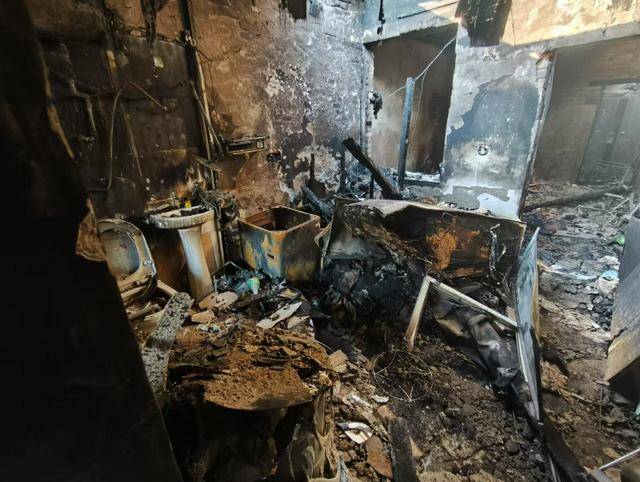 Hga039账号注册_离谱!北京一女子电热毯起火后换房接着睡Hga039账号注册,烧毁一排房屋……