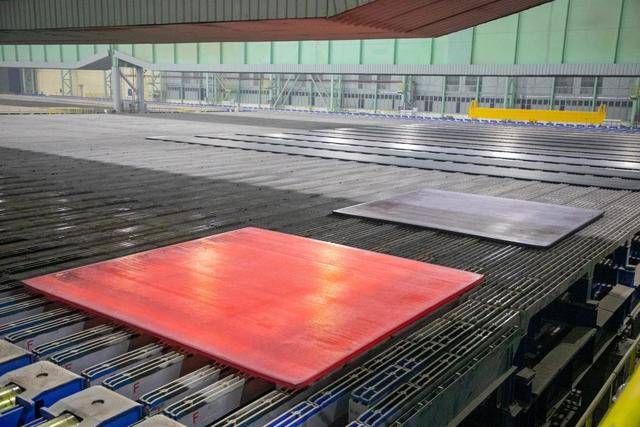 巴黎奥运会开幕式_安阳钢铁:5350mm板材在周口公司成功轧制 产品竞争实力获进一步增强