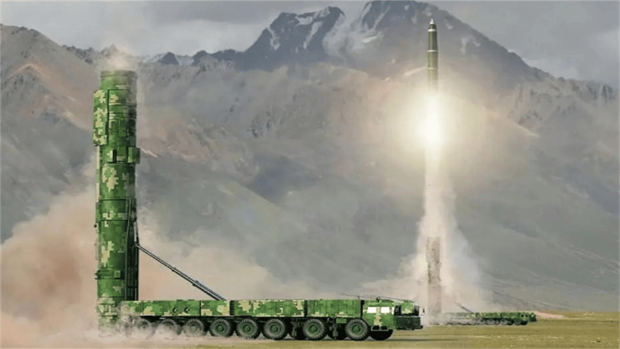 西班牙-日本_中国要小心了!日本火箭高竖西班牙-日本,打起东风导弹的主意