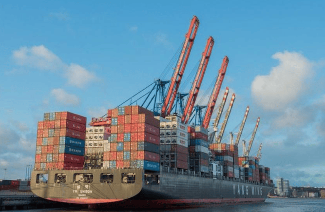 法国-美国_340万吨伊朗石油滞留中国港口六年法国-美国,美国暗中动作频频,中国如何巧解僵局?