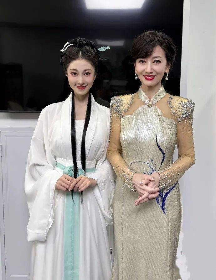 皇冠信用网注册_2025年春晚含“豫”量太高了皇冠信用网注册,一起来看看→