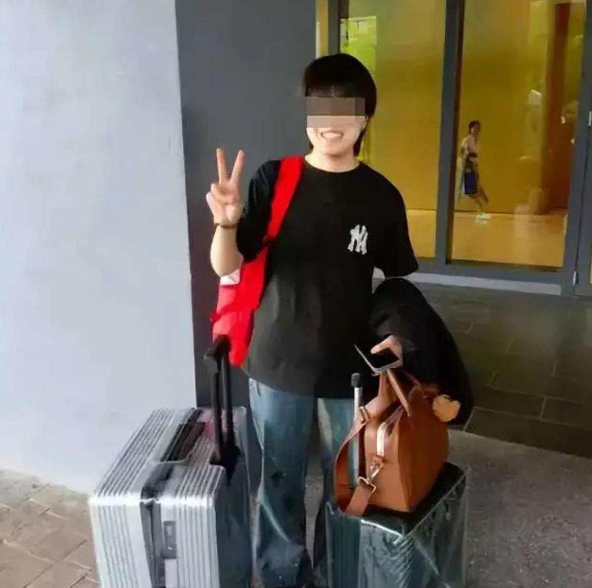 皇冠信用网如何注册
_20岁中国留学生赴马来西亚9天遭诈骗皇冠信用网如何注册
,怕连累家人从39楼跳下