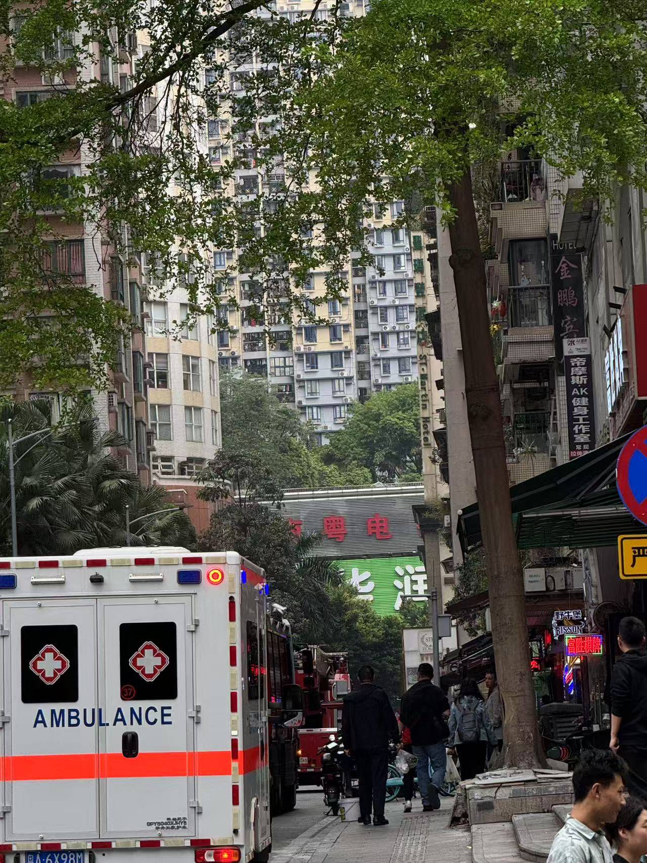 盤口出租_广州一初二男生在家做实验引发爆炸盤口出租,物业称家里被炸乱,教育局:已无生命危险