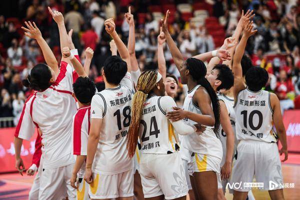 皇冠信用网怎么注册
_广东女篮客场再胜四川拿到冠军点皇冠信用网怎么注册
!杨舒予、杨力维合砍43分