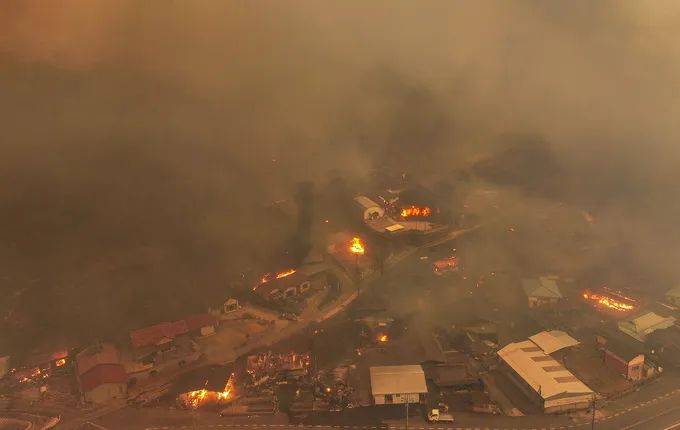 英格兰南部南区甲组联赛
_三大消息:特朗普突收重大噩耗英格兰南部南区甲组联赛
!中方发声哀悼;局势重大反转