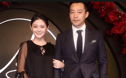 挪威超级联赛_S妈回应汪小菲带孩子定居上海挪威超级联赛，仅仅说了16个字，直言未收到相关信息